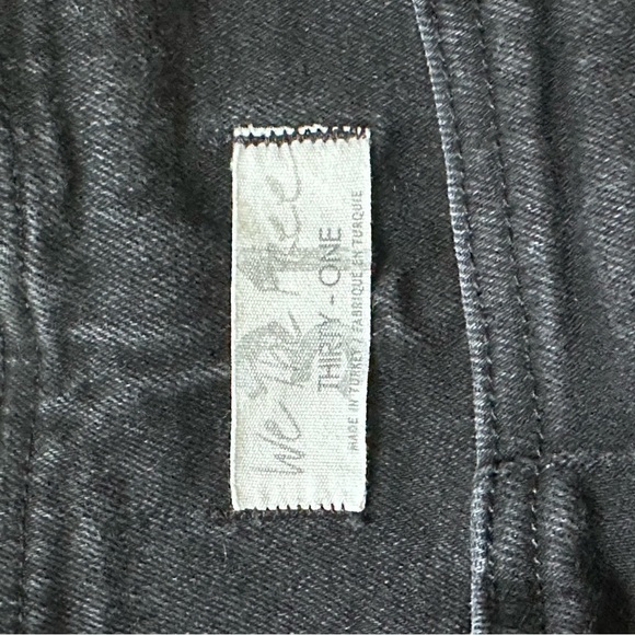 We The Free Black Denim Mini Skirt Front Zipper Stretch Material size 31 - Picture 3 of 6